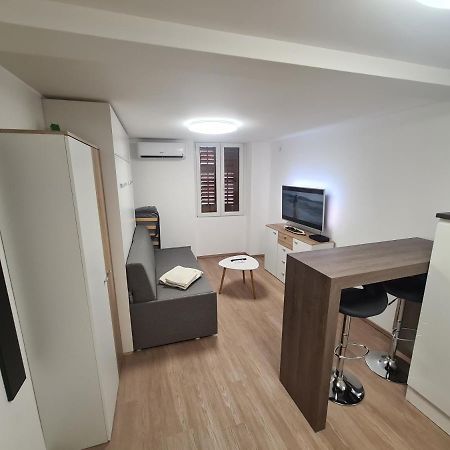 Apartma Sasko Apartment Izola Luaran gambar