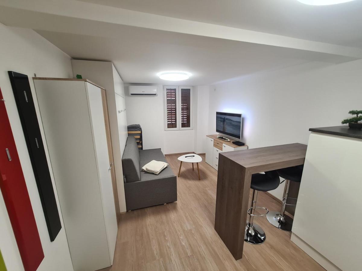 Apartma Sasko Apartment Izola Luaran gambar
